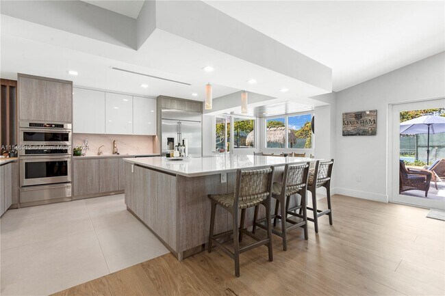 Foto del edificio - 11100 SW 64th Ave