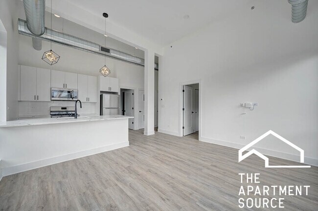 Foto del edificio - 4735 N Western Ave