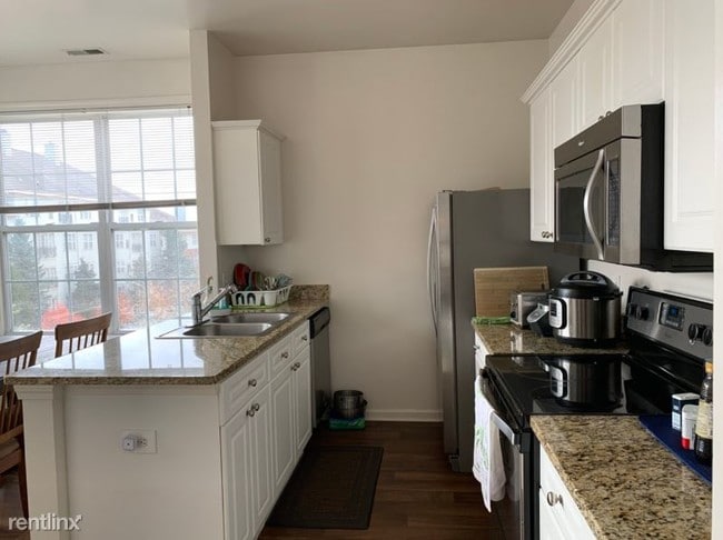 Building Photo - 2 br, 2.5 bath Apartment - 2810 Alisop Pl