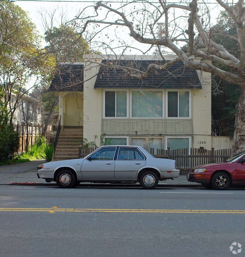 Foto del edificio - 1340 Lincoln Ave
