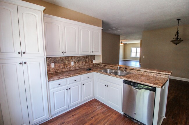 Building Photo - 1213 Merchant Way