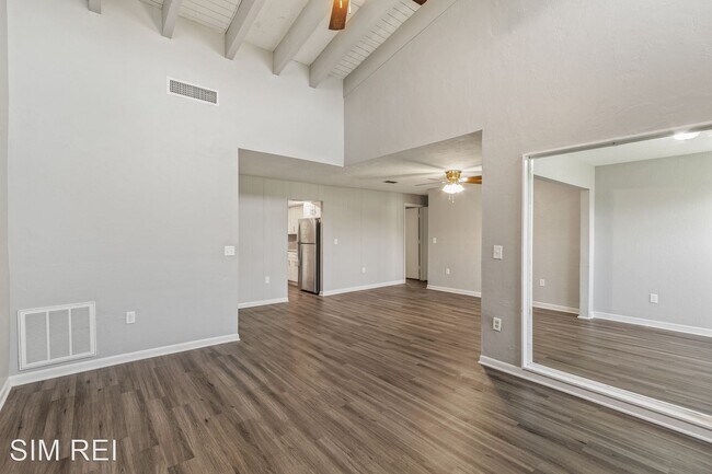 Foto del edificio - 2 br, 2 bath House - 20201 Sandalwood Drive