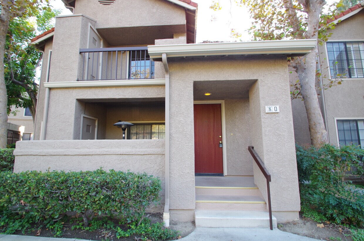 2312 Archwood Ln Unit 80, Simi Valley, CA 93063 Condo for Rent in