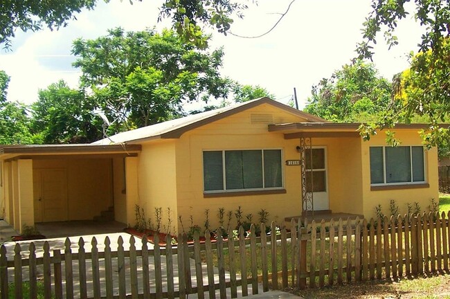 Foto del edificio - 1615 Crocker Ave
