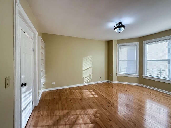 Foto del edificio - 90 Carlton Ave