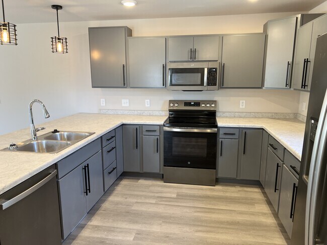 Foto del edificio - 1244 Salem Dr