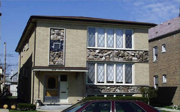 Primary Photo - 2714 N Mason Ave