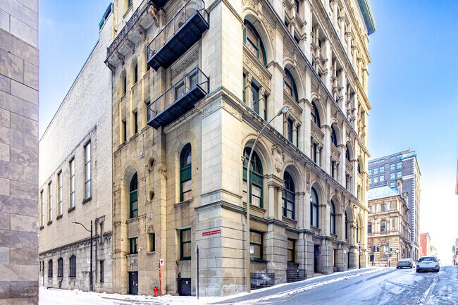 Photo du bâtiment - 275 Rue Saint-Jacques