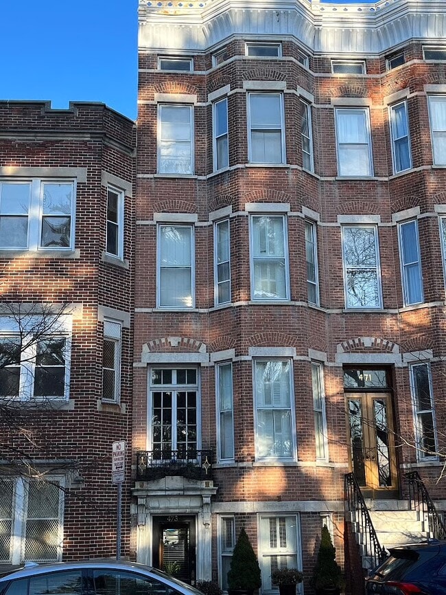 Building Photo - 473 State St