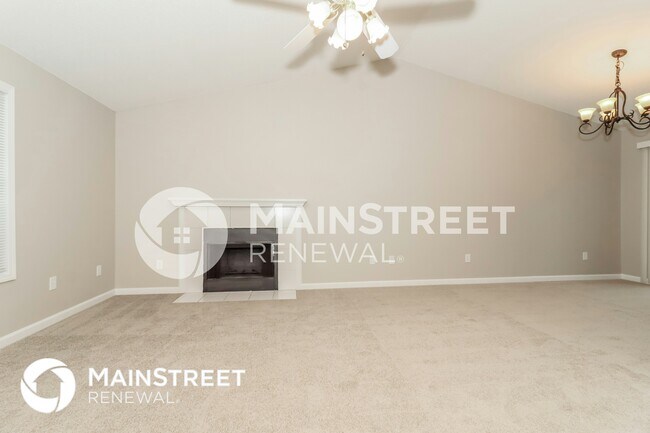 Building Photo - 2401 Bethune Cir