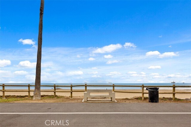 Building Photo - 2000 E Pacific Coast Hwy