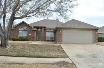 Building Photo - 2420 Creek Crossing Ct