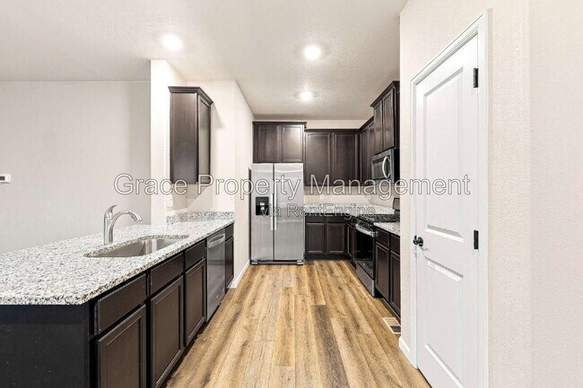Foto del edificio - 8883 Ventura Ct