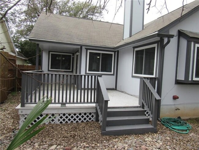 Building Photo - 12811 Magnolia Mound Trail