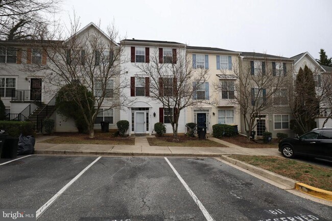Building Photo - 811 Lacewood Terrace