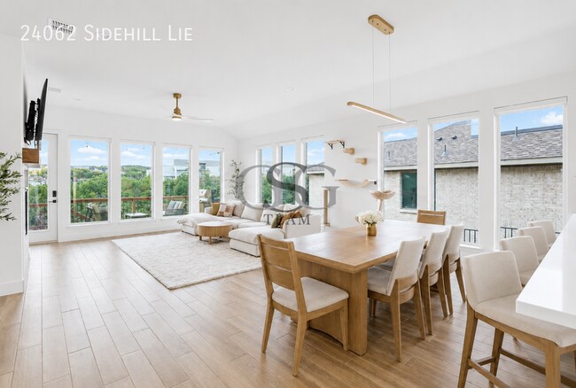 Building Photo - 24062 Sidehill Lie