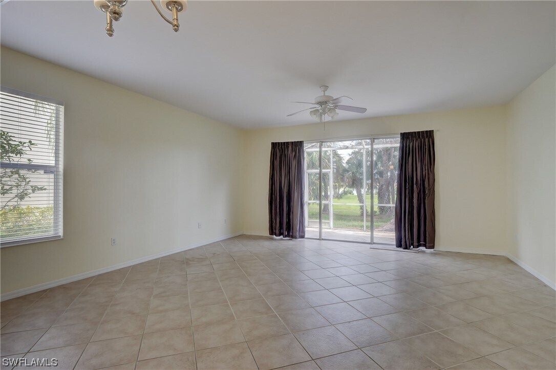 Primary Photo - 856 Hampton Cir