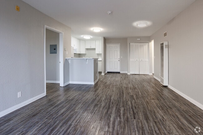 2BR, 2BA - 1050SF - Ocean Elements at Villa del Sol Apartments