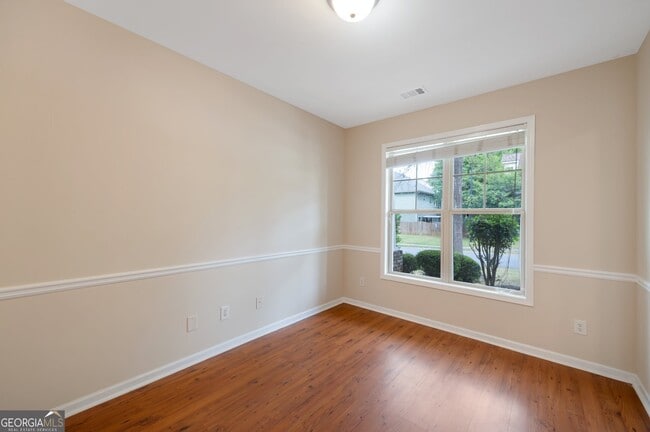 Building Photo - 272 Ascott Ln