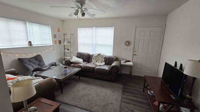 Building Photo - 220 Campus Dr