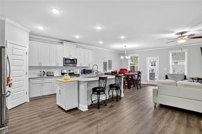 Foto del edificio - 2805 Harmony Trail Rd