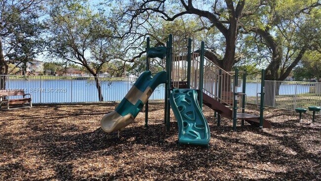 Foto del edificio - 3700 N 56th Ave