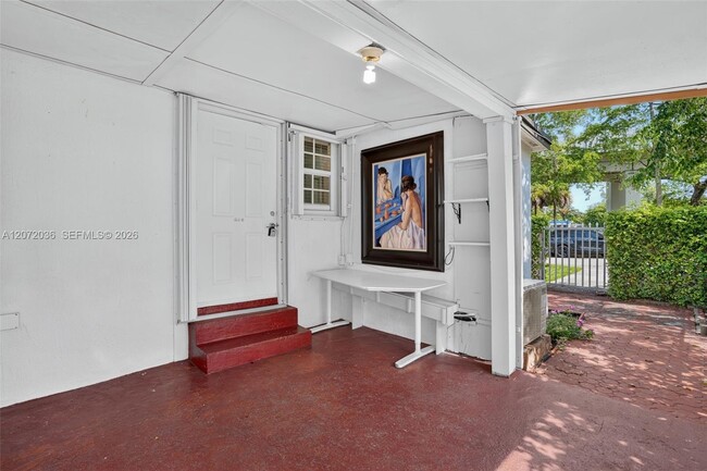 Building Photo - 3375 SW 29th Terrace
