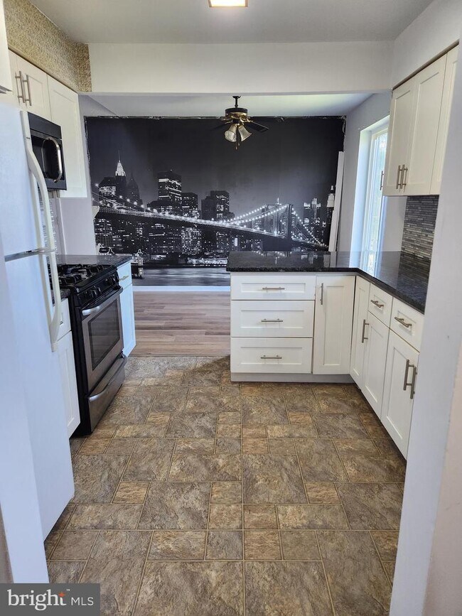 143 Franklin Dr, Voorhees Township, NJ 08043 Townhome Rentals in Voorhees Township NJ