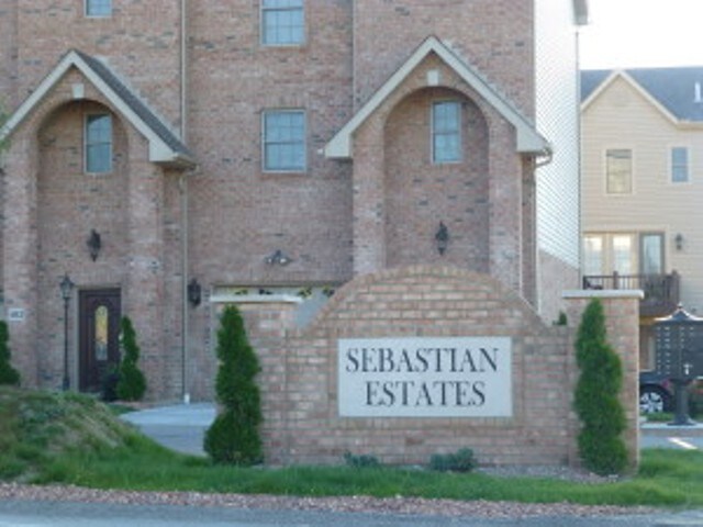 Vista frente al exterior - 3410 Brodhead Rd