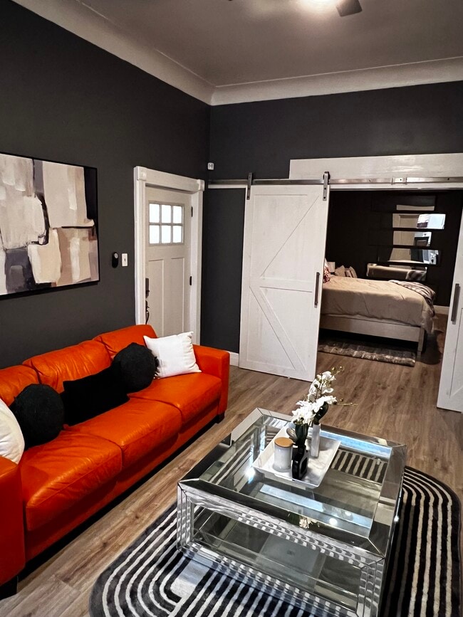 Photo - 2832 Stanton Ave Apartment