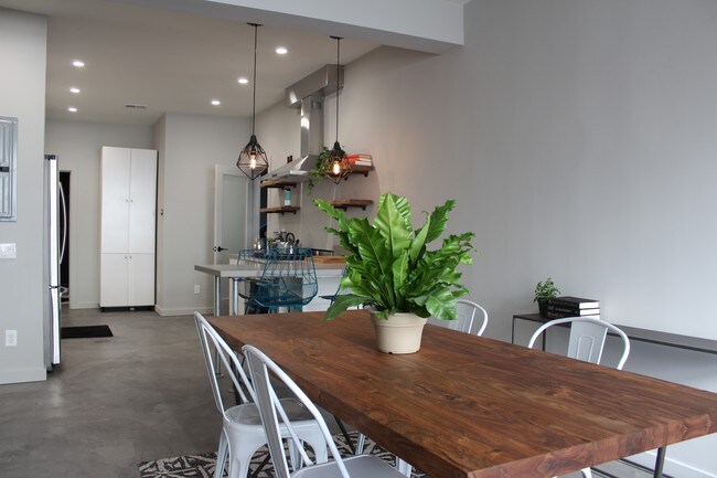 Área de comedor - 52 Gilbert St