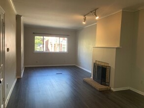 Building Photo - 707 Bellefonte St