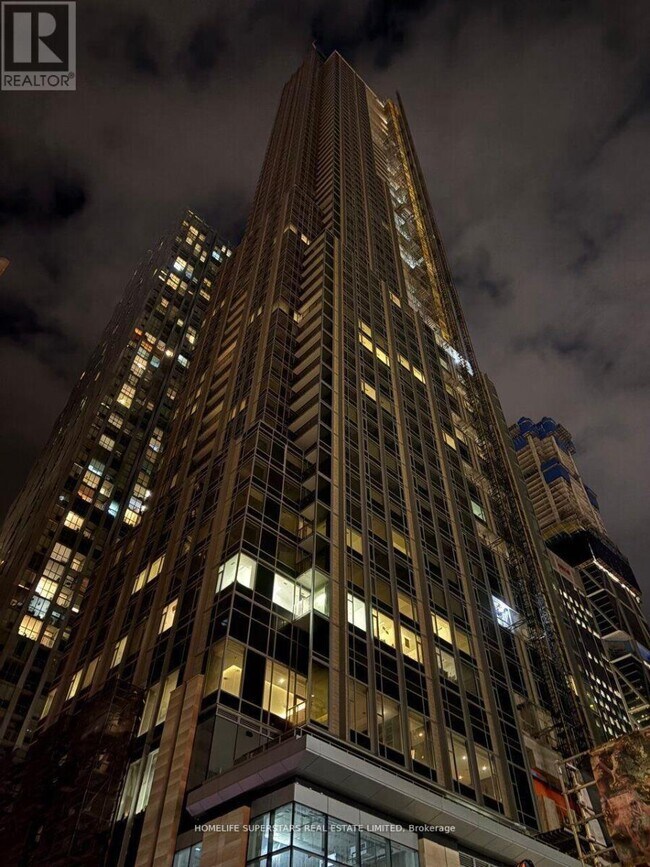 Building Photo - 11 Yorkville Ave