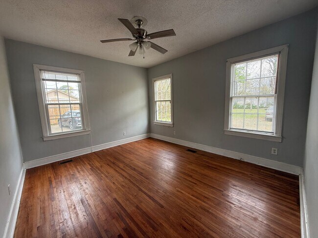 Foto del edificio - 213 Wilson St NE