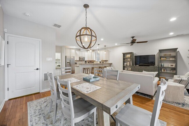 Foto del edificio - 113 N Adams Ave