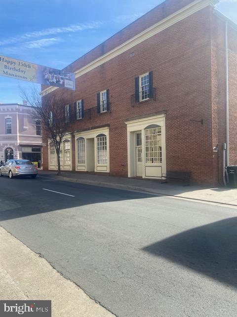 Primary Photo - 9117 Center St
