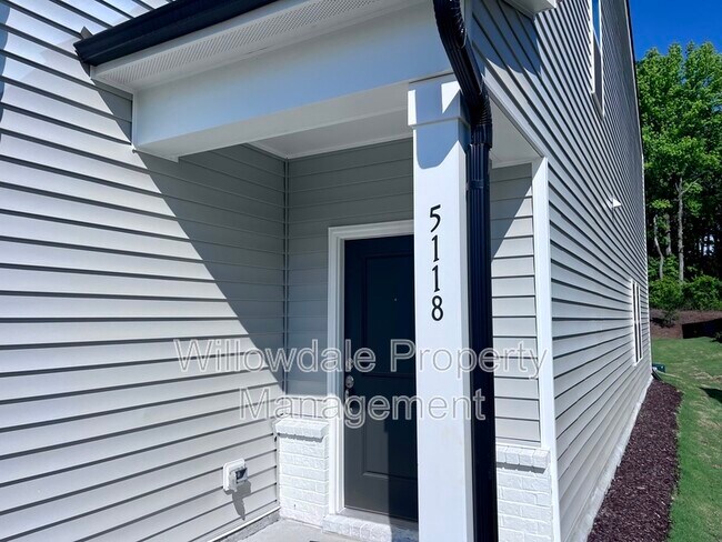 Foto del edificio - 5118 Cambrey Dr