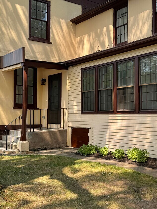 Front Entrance - 274 Main St