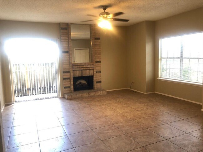 Building Photo - 2216 Millstone Dr