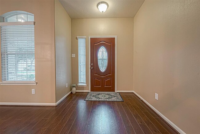Building Photo - 16915 Green Star Ln