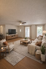 Building Photo - 3402 S Oak Dr