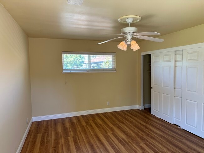 Room for rent - 4746 Crestview Dr