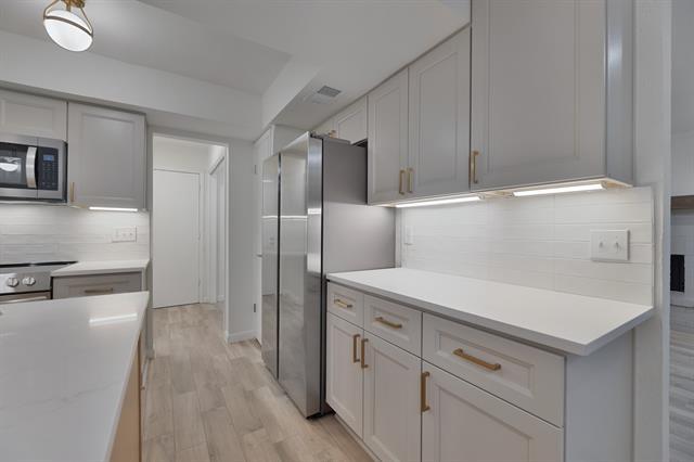 Foto del edificio - 2821 Capella Cir