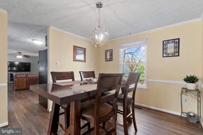 Building Photo - 7874 Butterfield Dr