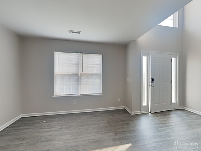 Foto del edificio - 1482 Kindred Cir NW