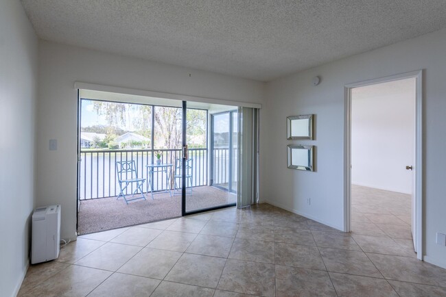 Building Photo - 12829 Briarlake Dr