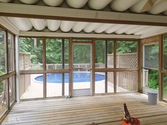 Building Photo - 955 Sugar Meadow Dr