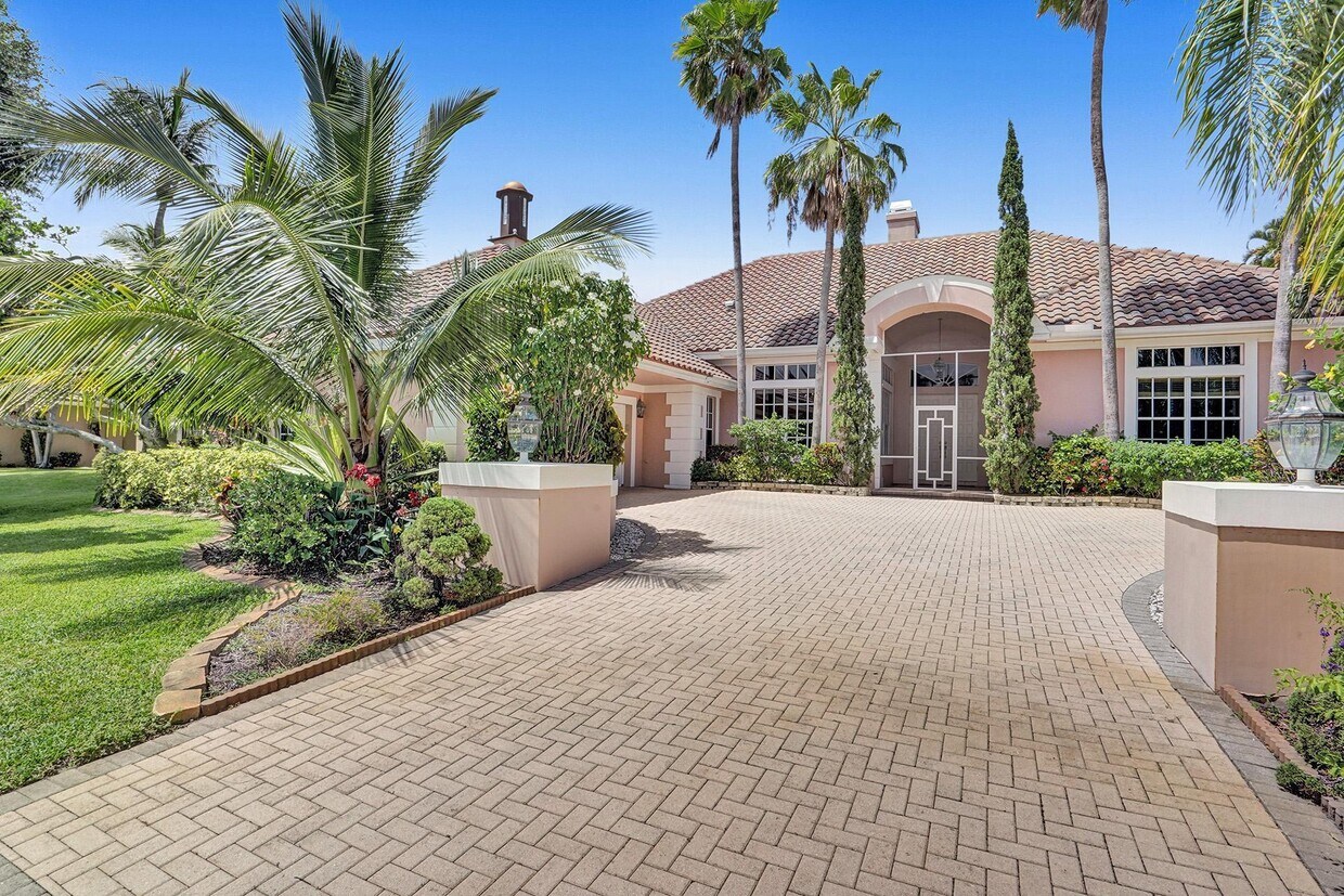 8304 Desmond Dr, Boynton Beach, FL 33472 House for Rent in Boynton