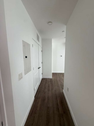 Building Photo - 329 W State St