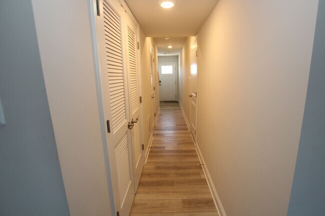 Building Photo - Plantation Lakes a golf community with numerous amenities for residents to enjoy.